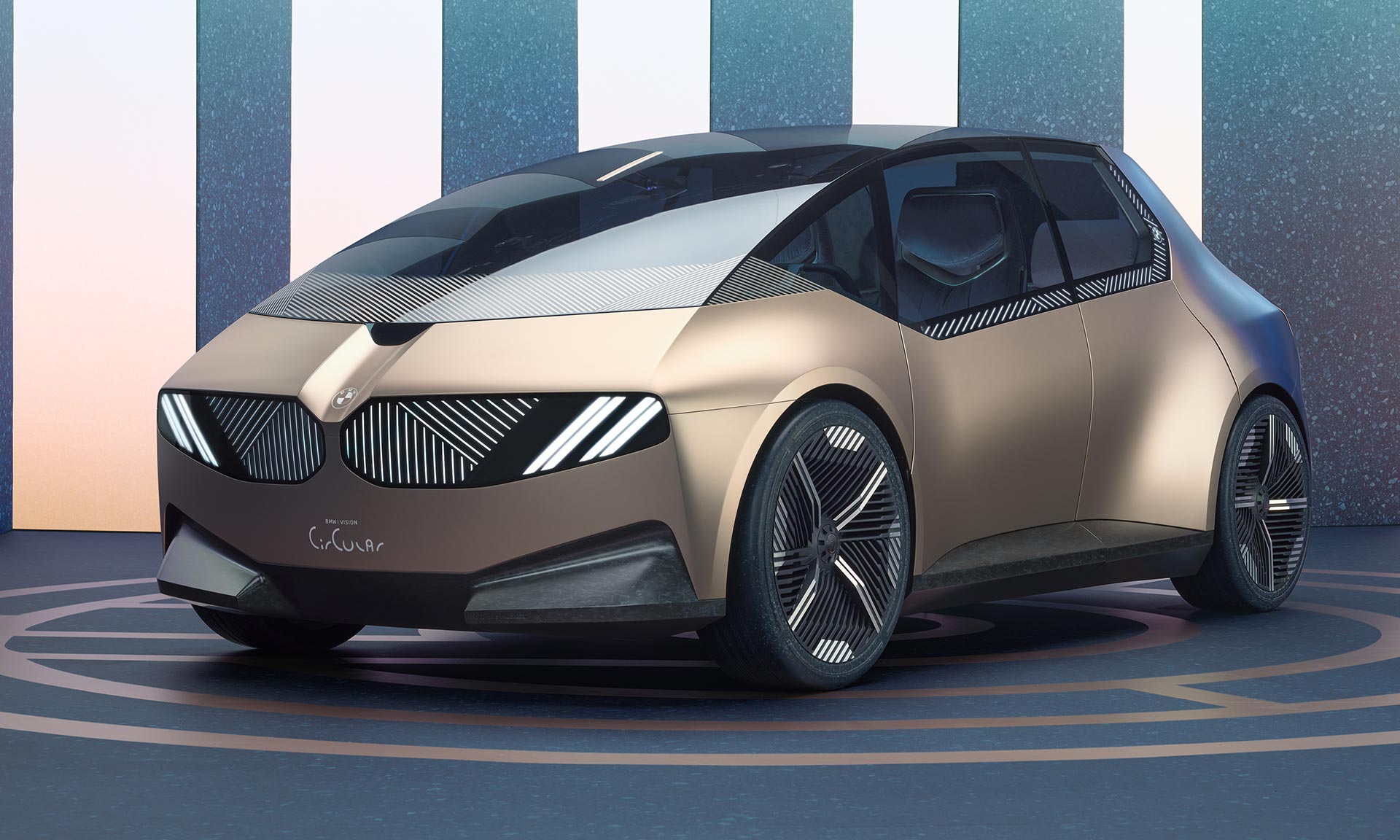 BMW i Vision Circular je koncept vozu pro rok 2040 s puristickým designem