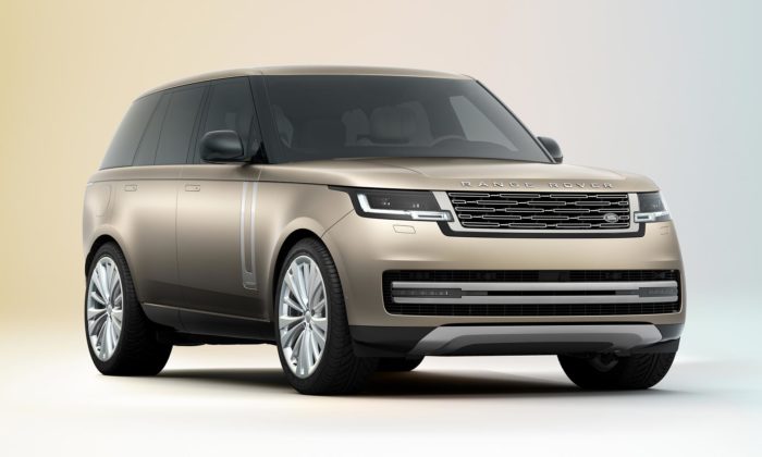 Land Rover ukázal nový Range Rover s výrazně modernizovaným designem