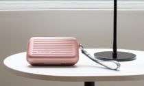 Sling a Clutch od Rimowa od designérů Barber a Osgerby