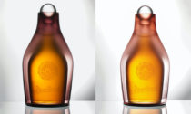Láhev piva Pilsner Urquell od designérky Lucie Koldové pro Centrum Paraple