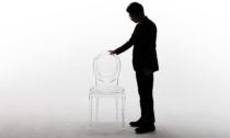 Tokujin Yoshioka a židle Medallion of Light