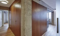 Panelákový byt v Praze po rekonstrukci od Klára Makovcová Architects