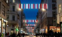 Světelné girlandy v ulicích města Brna od studia Visualove