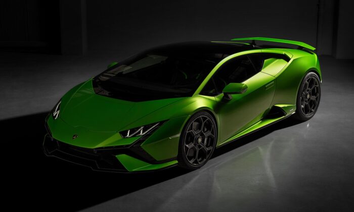 Lamborghini představilo Huracán Tecnica s inovovaným designem i větším výkonem