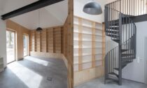 Obecní knihovna Statenice od Majo Architekti
