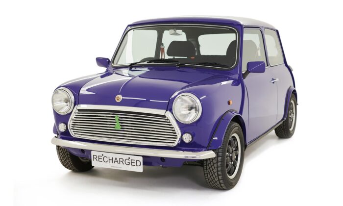 Paul Smith předělal klasické Mini z roku 1998 na hodně stylový elektromobil