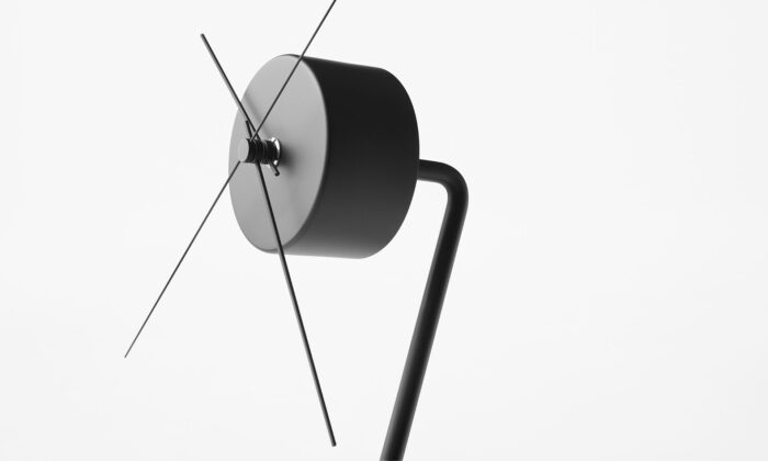 Japonské minimalistické hodiny Hazadokei Mini jsou inspirované větrným mlýnem