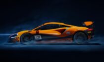 Speciálně postavený závodní vůz McLaren Artura