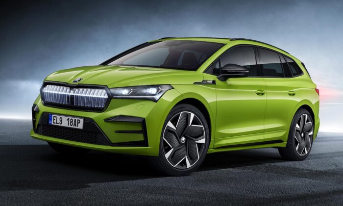 Škoda Enyaq RS iV je vrcholný model značky ve speciálně navrženém sportovním designu