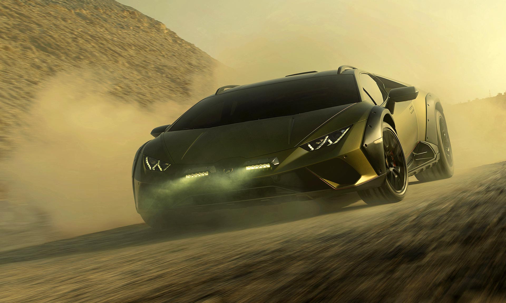 Lamborghini Huracán Sterrato je speciálně do terénu upravený supersport v limitované edici