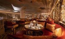 Interiér londýnské restaurace Bacchanalia