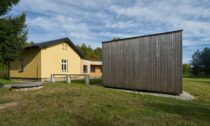 Konverze a dostavba drážního domku v Česku