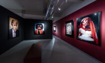 Andres Serrano a ukázka z výstavy Infamous Beauty