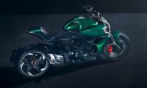 Ducati Diavel pro Bentley