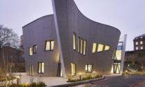 Maggie’s Centre at the Royal Free od Studia Libeskind