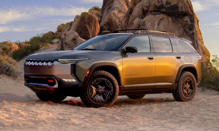 Jeep Wagoneer S Trailhawk je koncept líbivého offroadu pro dobrodružné cesty mimo zpevněné cesty