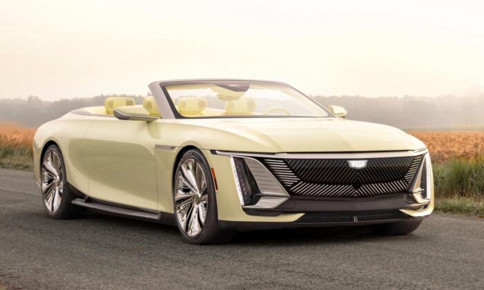 Cadillac Sollei je koncept luxusního kabrioletu vyráběného na míru každému zákazníkovi