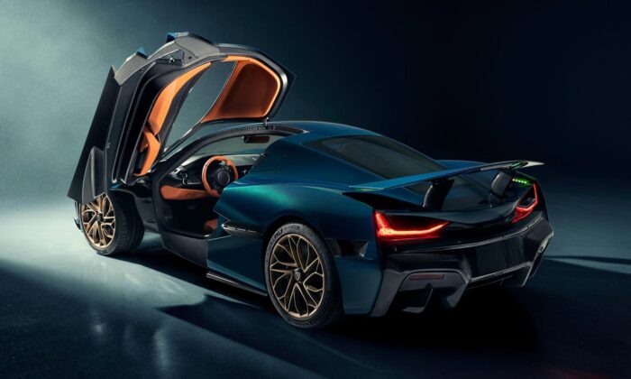 Chorvatská automobilka Rimac slaví 15 let a ukázala výjimečný sporťák Mate Rimac Nevera