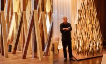 Vánoční stomek od Kengo Kuma v Ginza