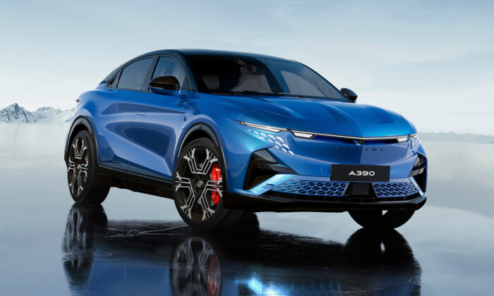 Alpine představil fastback A390 s výrazným sportovním designem a alpskou DNA