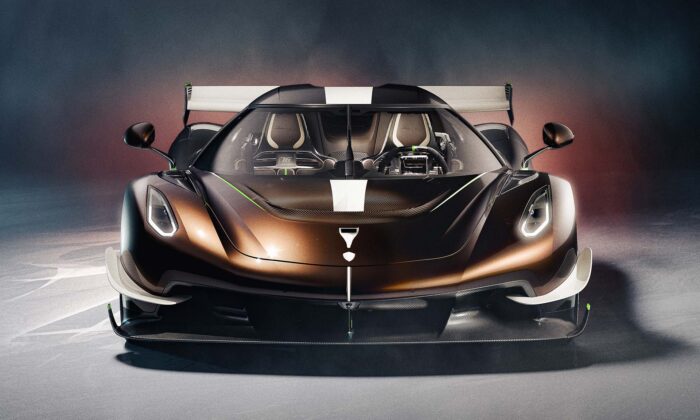 Koenigsegg Sadair’s Spear je extrémní hypersport s dokonalou aerodynamikou a výkonem 1625 koní