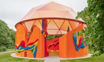 Peter Cook a jeho Play Pavilion pro Serpentine Galleries