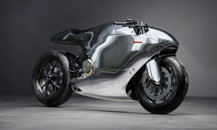 Bandit9 přestavěli obyčejnou motorku Ducati 821 na unikátní aerodynamický stroj