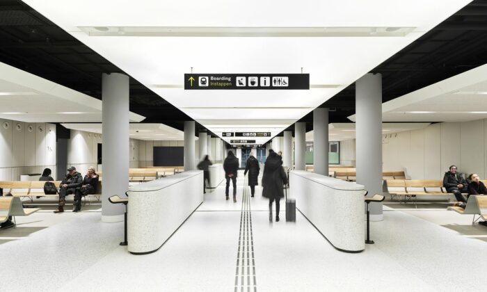 V podzemí historického nádraží Amsterdam Centraal vznikl futuristický terminál Eurostar UK
