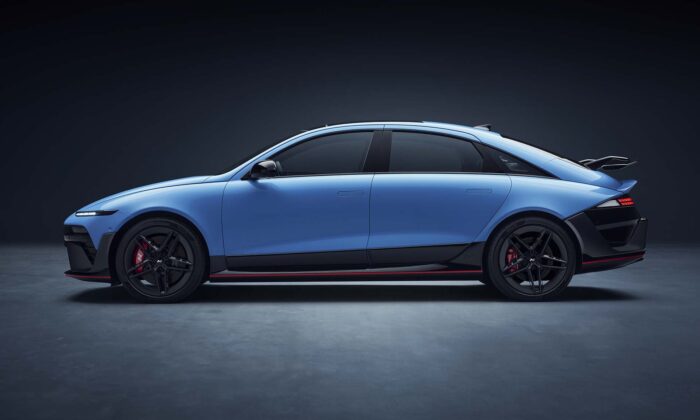 Hyundai Ioniq 6 N je sportovní verze s ještě aerodynamičtějším designem a retro estetikou