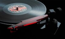 AC/DC gramofon od Pro-Ject Audio Systems