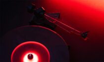 AC/DC gramofon od Pro-Ject Audio Systems