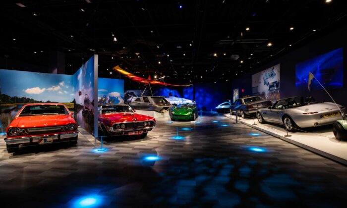 Špionské muzeum Spy Museum vystavuje auta a další techniku z filmů o Jamesi Bondovi