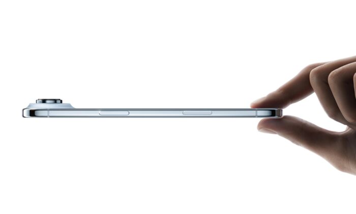 Apple představil svůj nejtenčí telefon iPhone Air spolu s novými generacemi iPhone 17 a iPhone 17 Pro