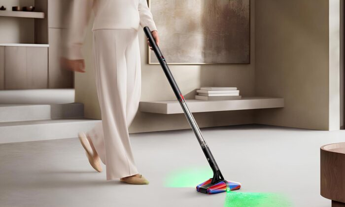 Dyson vyvinul supertenký a výkonný PencilVac Fluffycones se zeleným LED osvětlením vpředu i vzadu