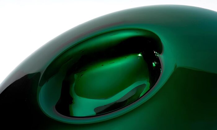 České designérské studio Bystro Design oslavuje 20 let sklářské tvorby retrospektivní výstavou