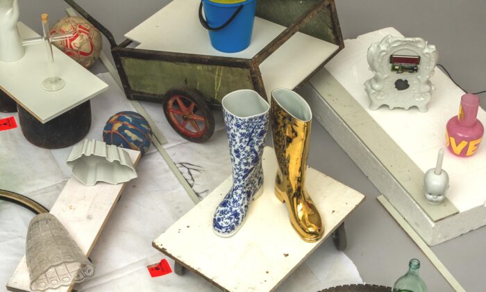 Uměleckoprůmyslové museum pořádá retrospektivní výstavu k 25 letům tvorby českého designérského studia Qubus