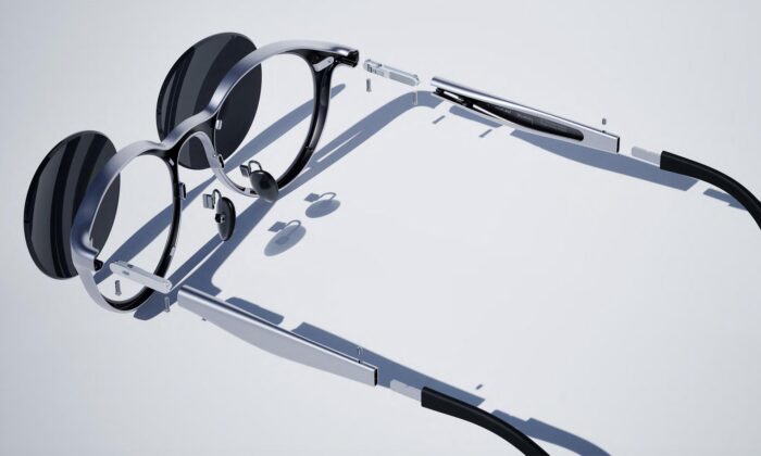 Michael Young navrhl promyšlenou kolekci lehkých brýlí Mye vyrobených 3D tiskem z&nbsp;titanu