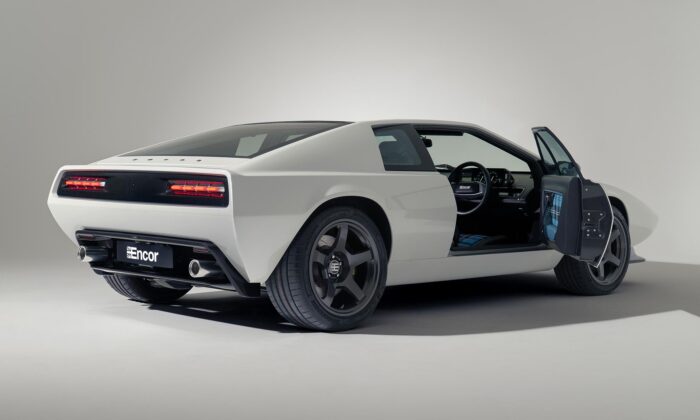 Lotus Esprit se&nbsp;po&nbsp;třiceti letech vrací jako na&nbsp;zakázku vyráběný sporťák Encor Series 1