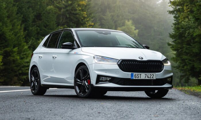 Škoda Fabia 130 je&nbsp;speciální edice s&nbsp;upraveným designem inspirovaným motorsportem
