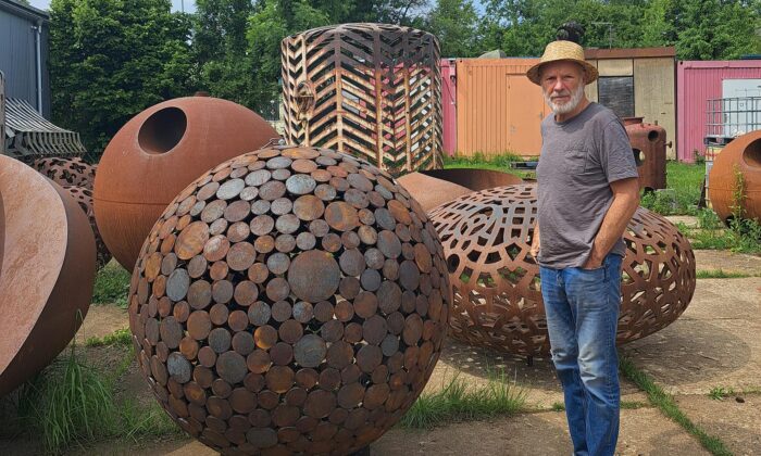 Česká televize bude vysílat celovečerní dokumentární film Rezavé květy Čestmíra Sušky