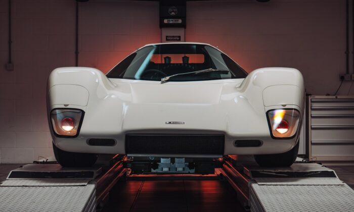 McLaren zrestauroval do&nbsp;původní krásy jediný exemplář závodního vozu McLaren M6GT ze 70.&nbsp;let