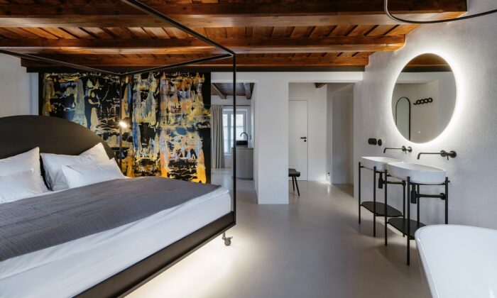 Hospodářské stavení z&nbsp;18.&nbsp;století v&nbsp;Českém Krumlově se&nbsp;proměnilo ve&nbsp;stylový penzion Clementine House