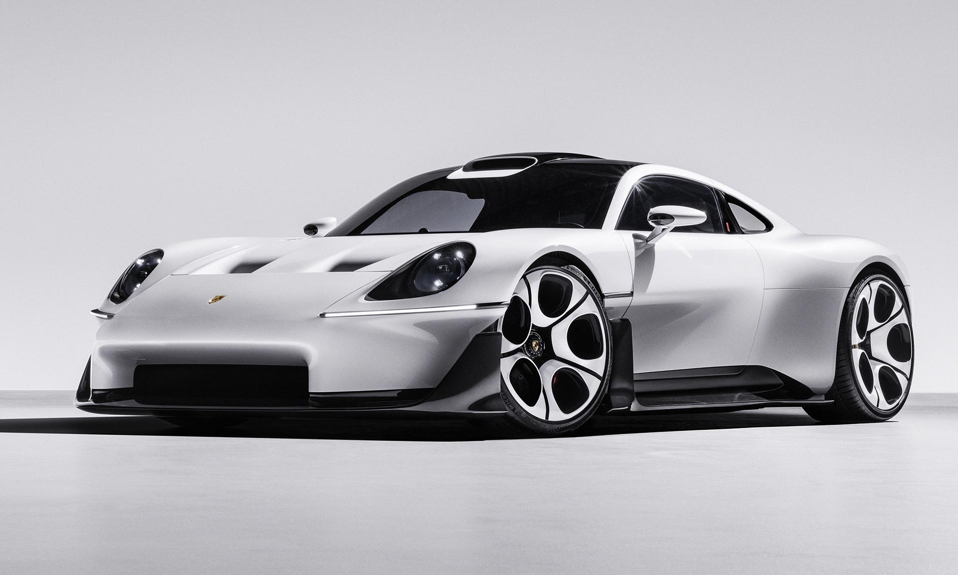 Porsche Mission S&nbsp;je&nbsp;puristický koncept sporťáku naznačující budoucí vývoj designu Porsche